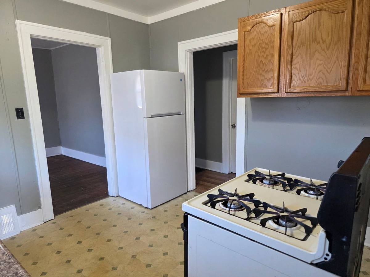House for rent at 1308 Princeton Blvd, Elkhart, IN 46516