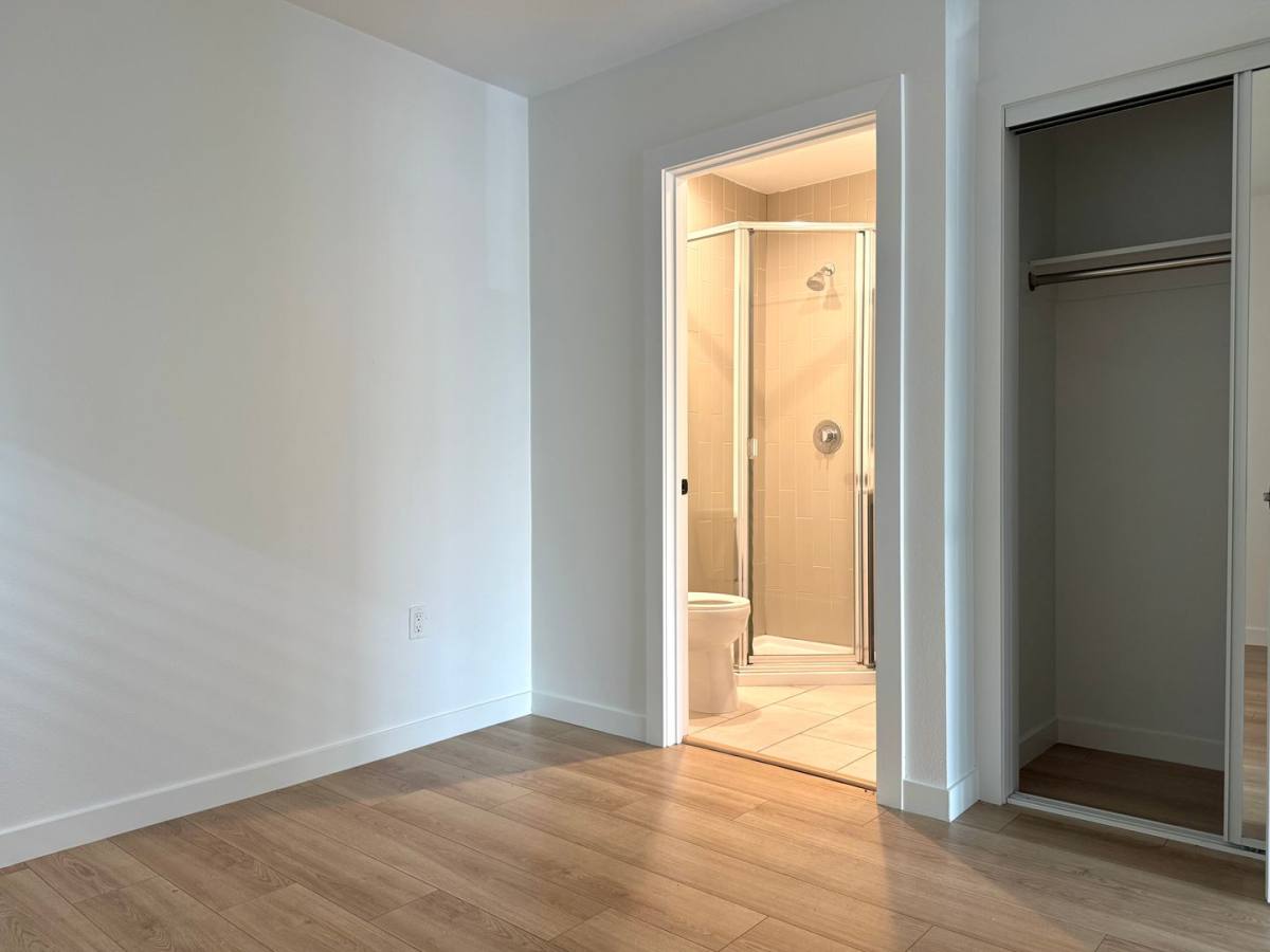 Apartment for rent at 1538 W 30th St, Los Angeles, CA 90007