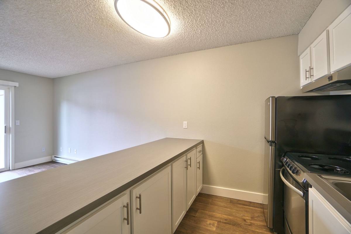 Apartment for rent at 165 SW Eastman Parkway, Gresham, OR 97080