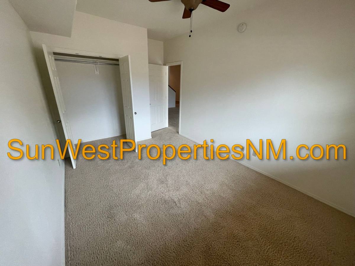 Townhouse for rent at 553 E Zia St, Aztec, NM 87410