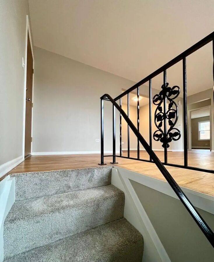 Apartment for rent at 162 Walton St #TH, Barrington, IL 60010