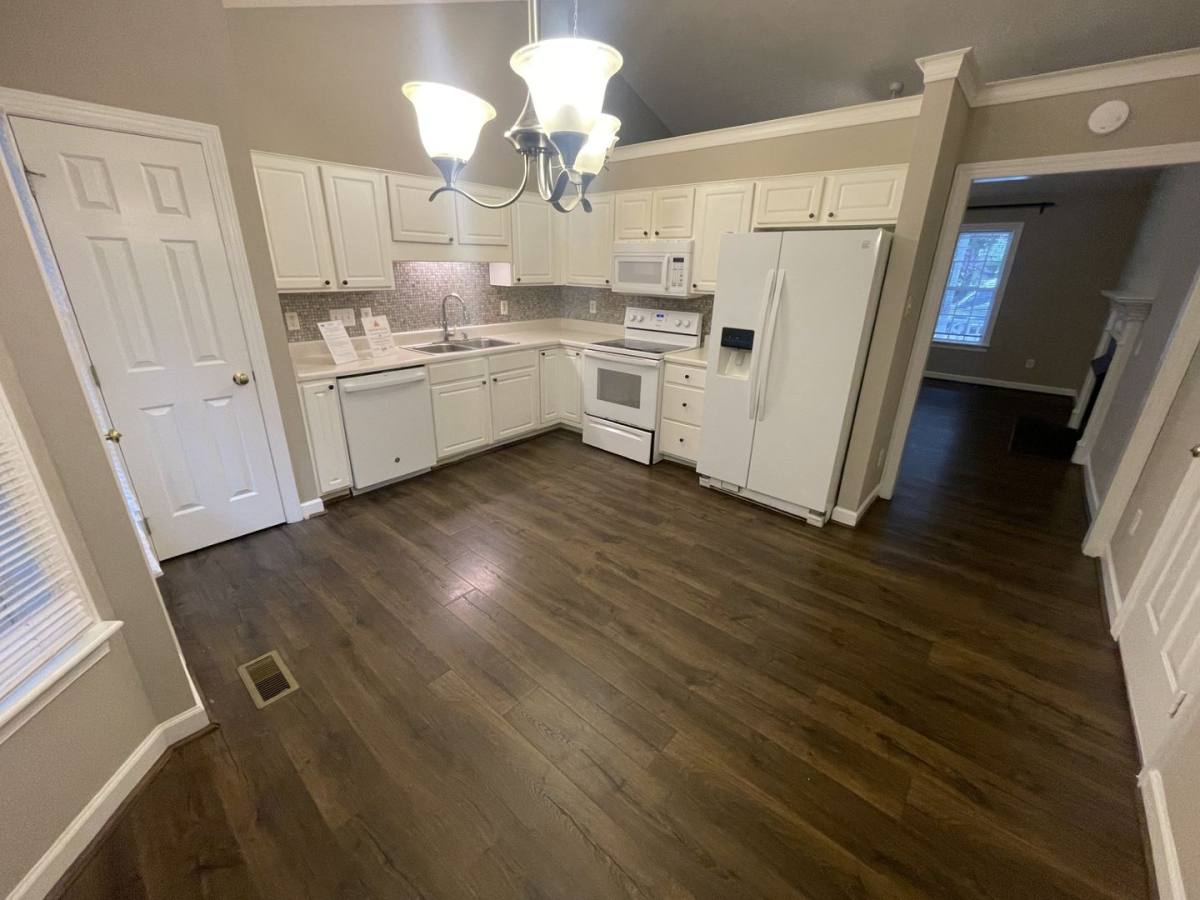 House for rent at 221 Alberbury Commons Court, Wake Forest, NC 27587