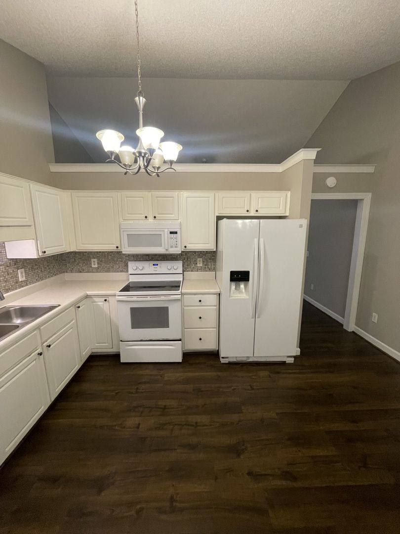 House for rent at 221 Alberbury Commons Court, Wake Forest, NC 27587