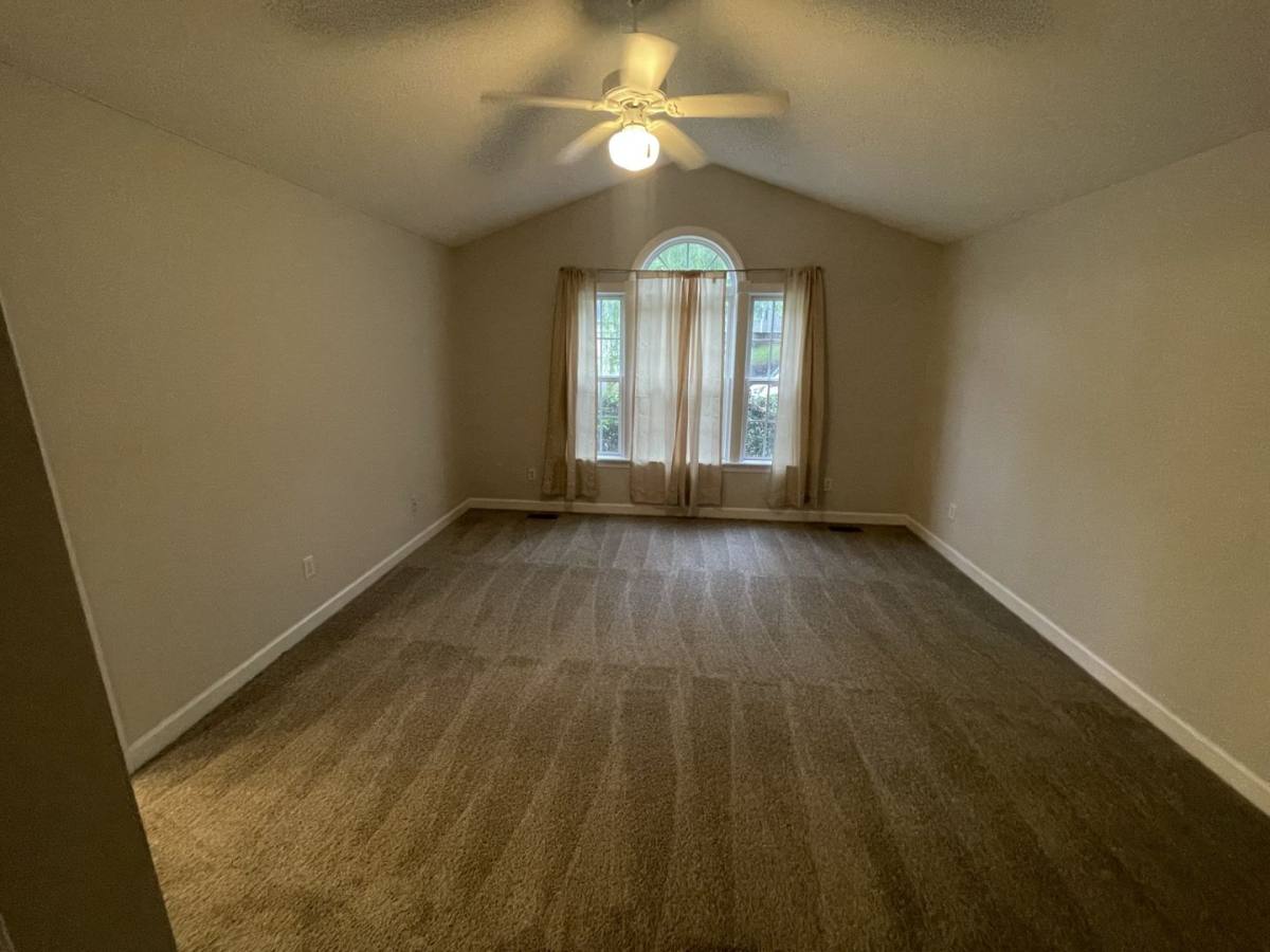 House for rent at 221 Alberbury Commons Court, Wake Forest, NC 27587