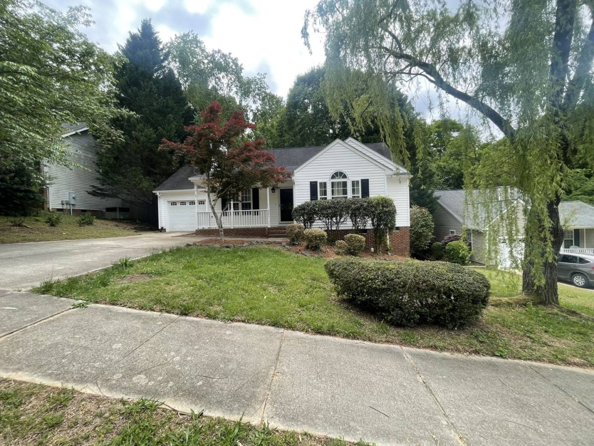 House for rent at 221 Alberbury Commons Court, Wake Forest, NC 27587