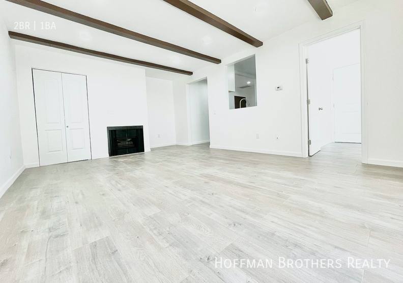 Apartment for rent at 11941 Weddington St #303, Valley Village, CA 91607