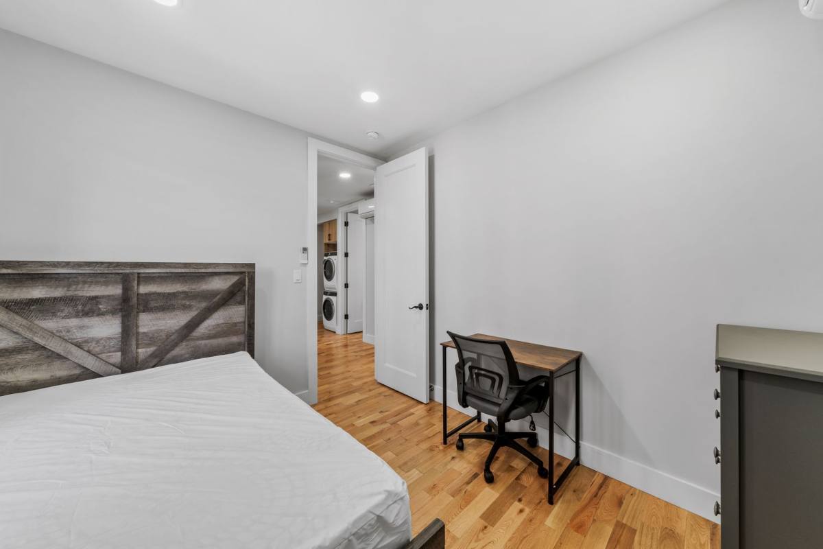 Apartment for rent at 558 E 191st St, Bronx, NY 10458