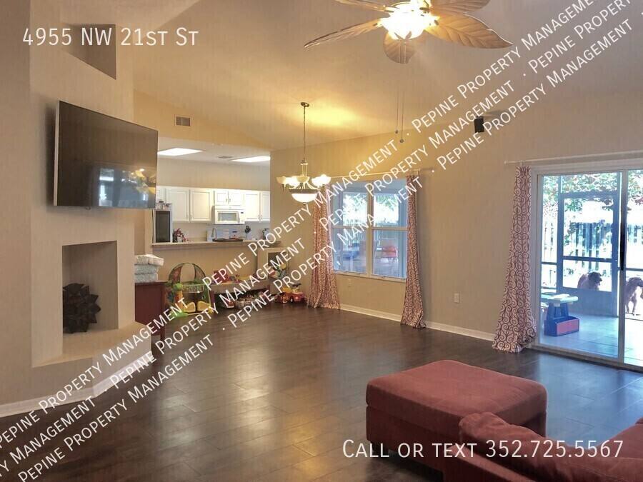 House for rent at 4955 NW 21st St, Gainesville, FL 32605