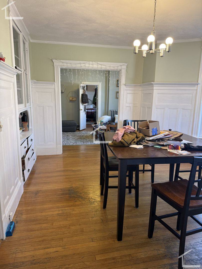 Apartment for rent at 1879 Beacon St #2, Brookline, MA 02445