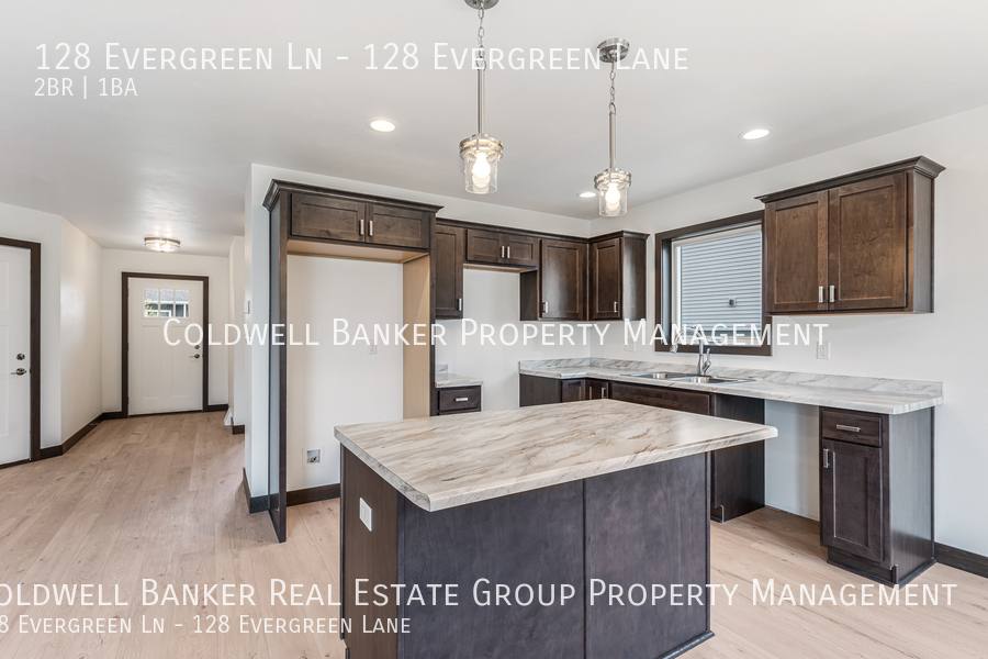 128 Evergreen Lane, Chilton, WI 53014 - Apartment for Rent - Image 10
