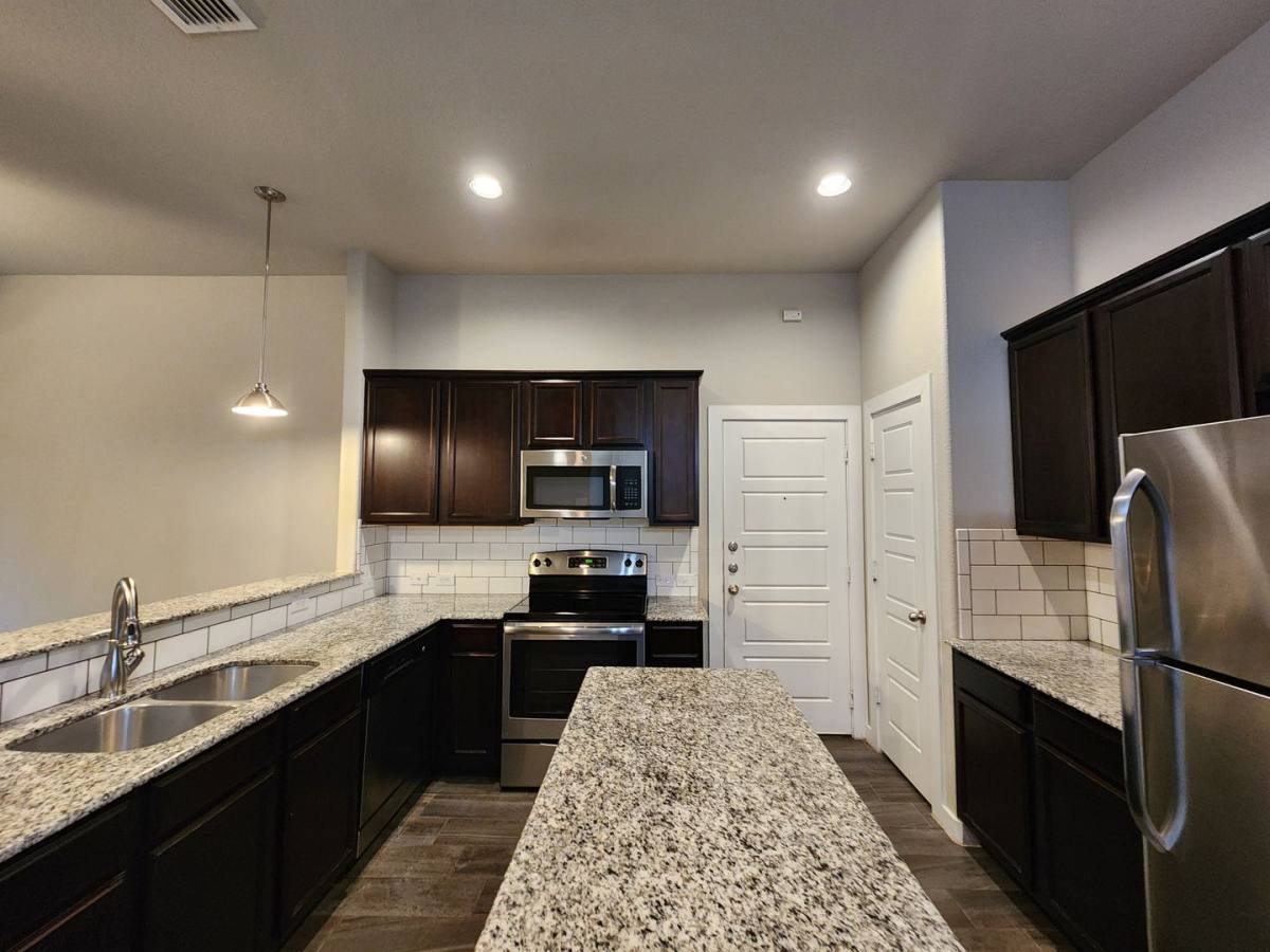 House for rent at 506 Creekside Forest, New Braunfels, TX 78130