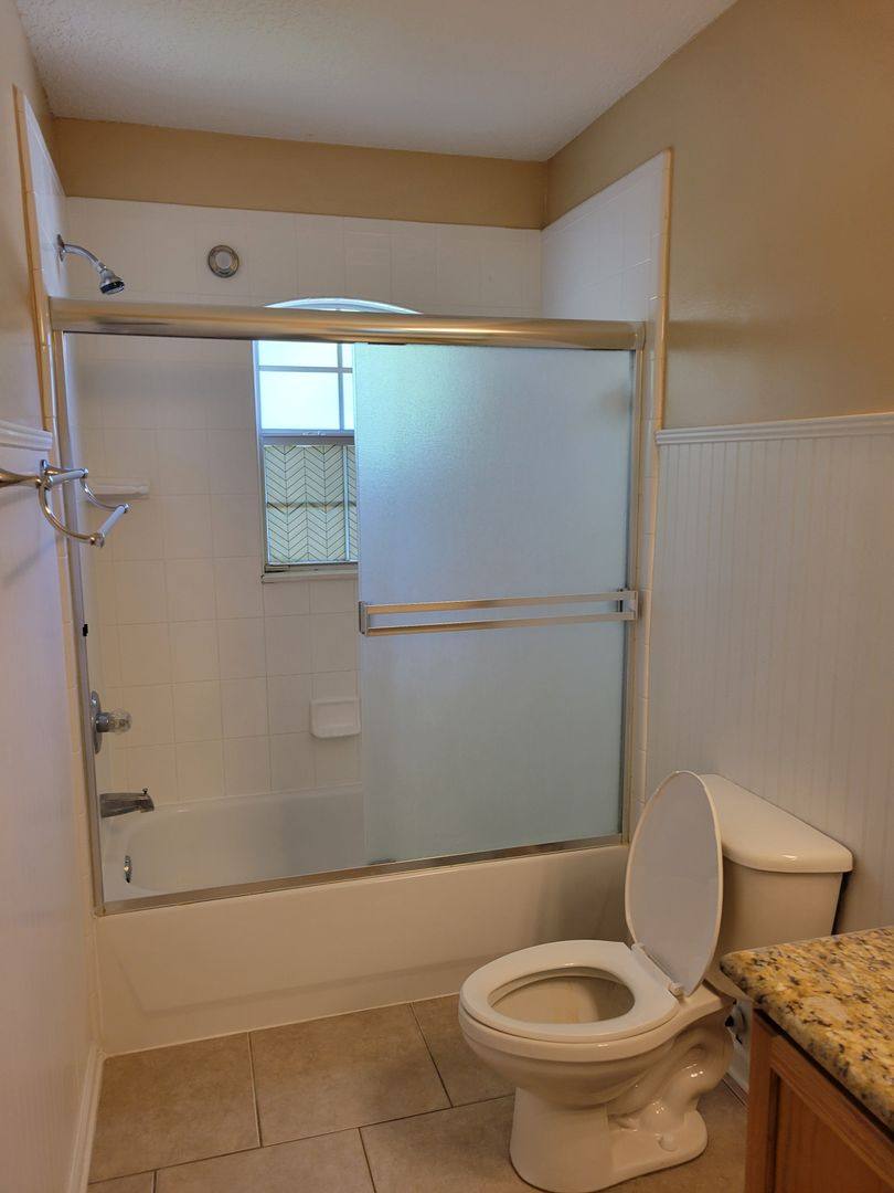 House for rent at 7621 Crosstree Lane, Jacksonville, FL 32256