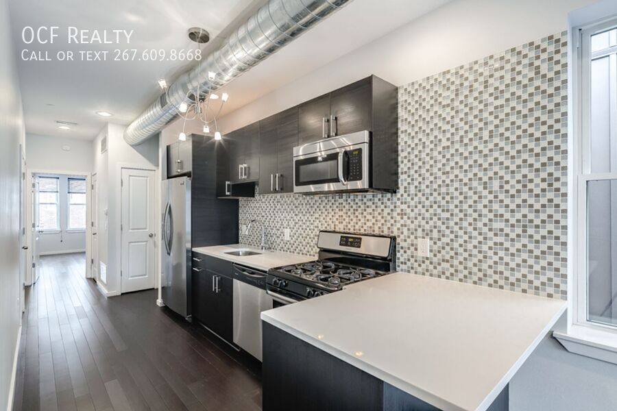 Apartment for rent at 927 N 2nd St #3, Philadelphia, PA 19123