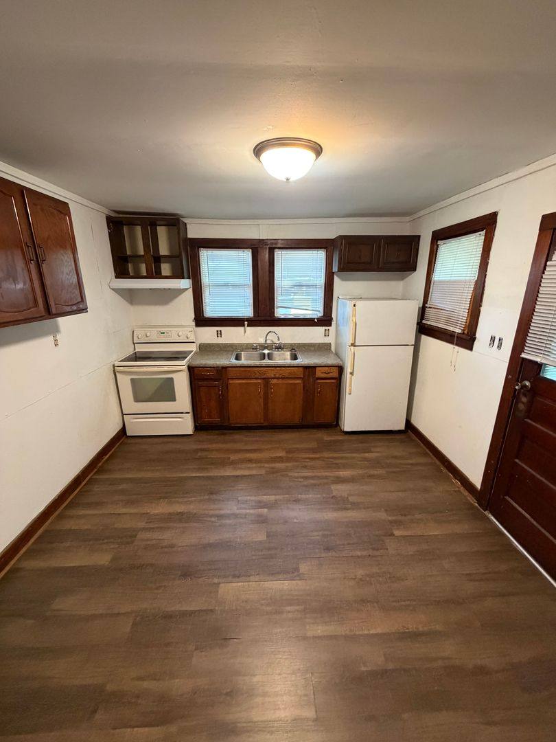 House for rent at 1011 N 12th, Springfield, IL 62702