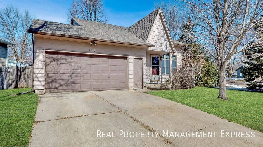 House for rent at 4712 Blazewood Dr, Sioux Falls, SD 57110