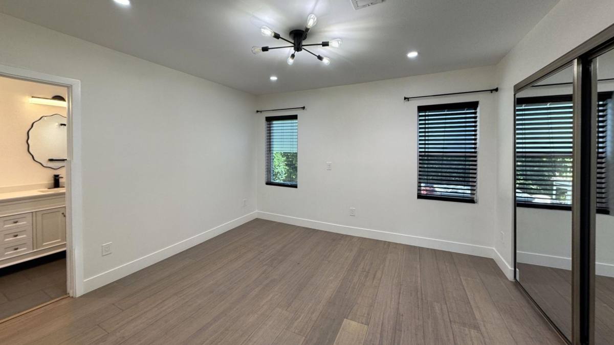 Townhouse for rent at 1208 N Alexandria Ave, Los Angeles, CA 90029