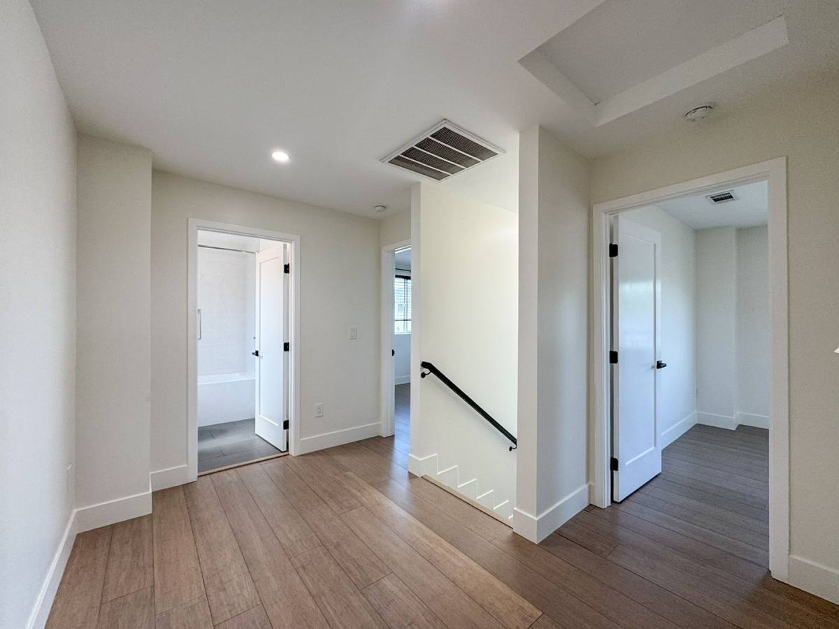 Townhouse for rent at 1208 N Alexandria Ave, Los Angeles, CA 90029