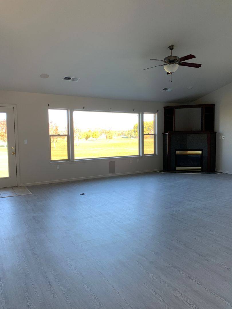 House for rent at 925 Hanks St #HARBOR Isles, Klamath Falls, OR 97601