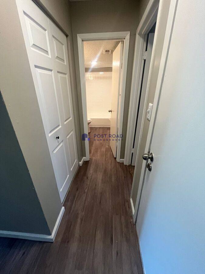 Apartment for rent at 2818 S Osage Ave #301, Wichita, KS 67217