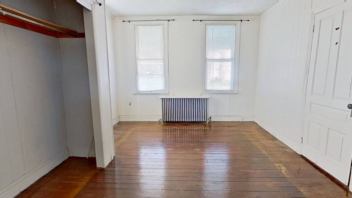 1336 W Philadelphia St - 1st Floor, York, PA 17404 - Apartment for Rent - Image 4