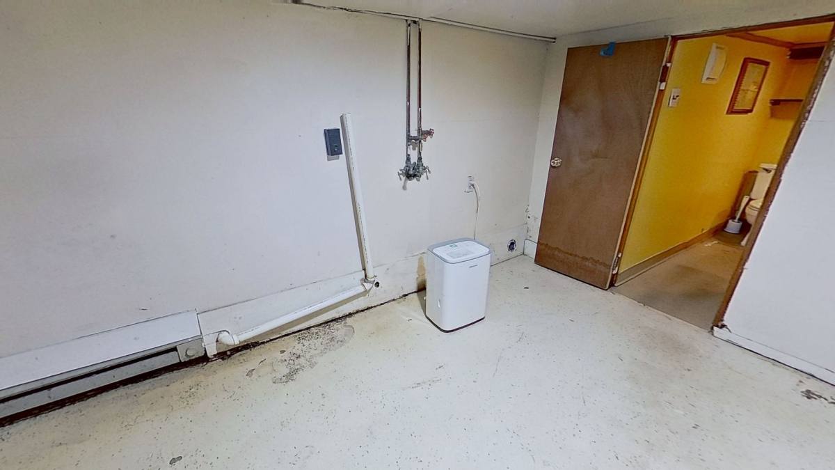 1336 W Philadelphia St - 1st Floor, York, PA 17404 - Apartment for Rent - Image 5