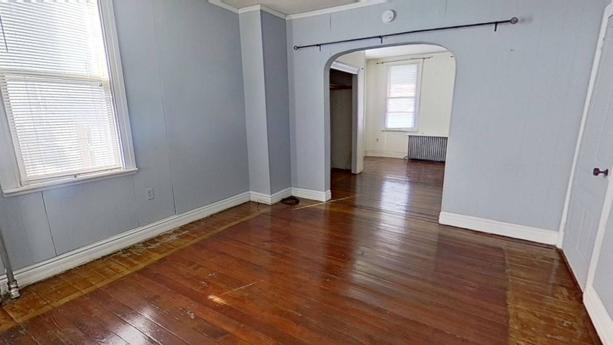 1336 W Philadelphia St - 1st Floor, York, PA 17404 - Apartment for Rent - Image 3