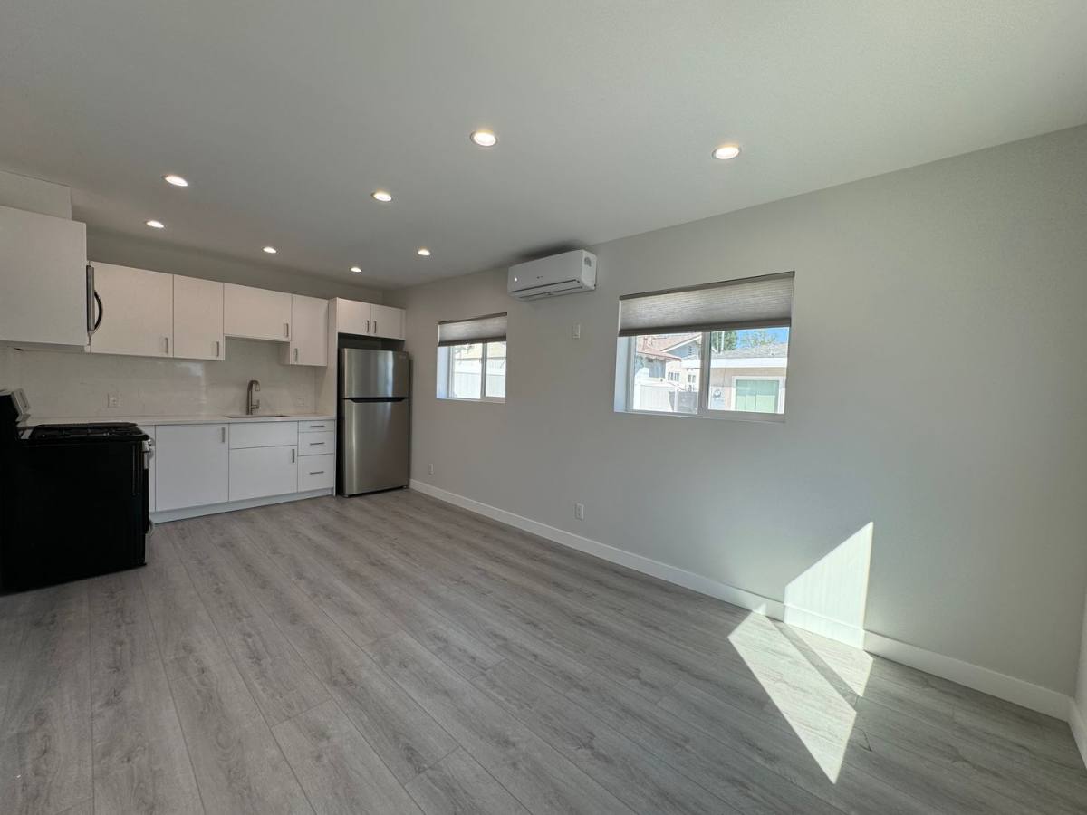 House for rent at 11517 Balboa Blvd, Granada Hills, CA 91344