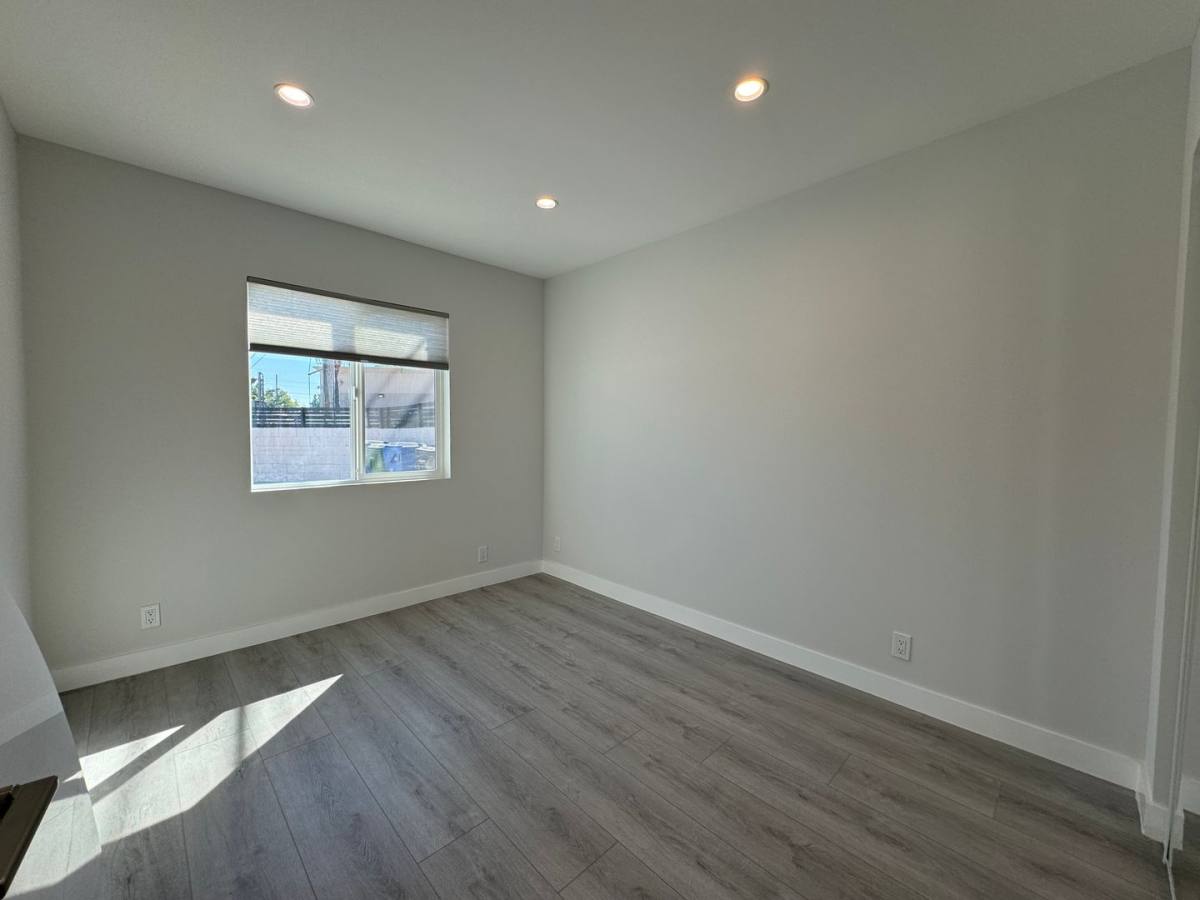 House for rent at 11517 Balboa Blvd, Granada Hills, CA 91344