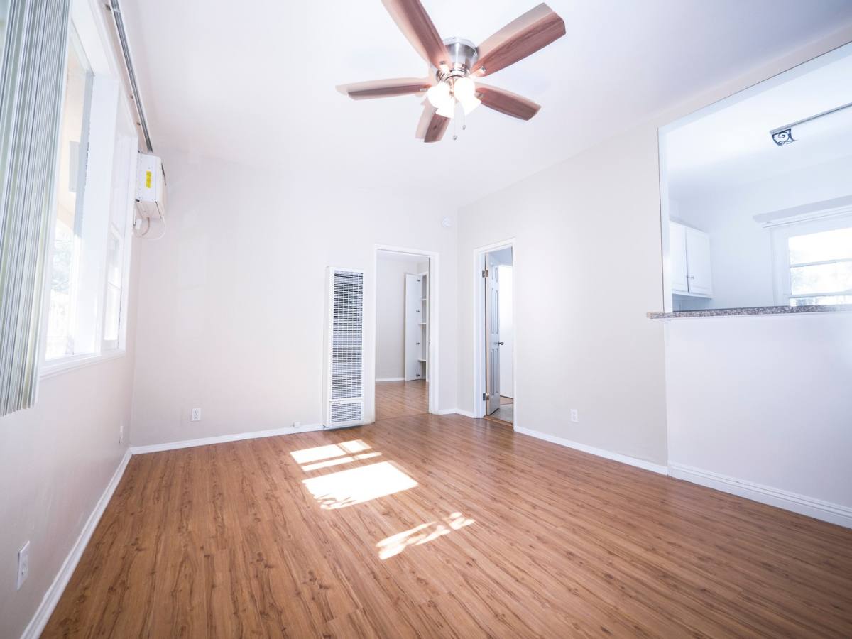 Apartment for rent at 6201 Fountain Ave, Los Angeles, CA 90028