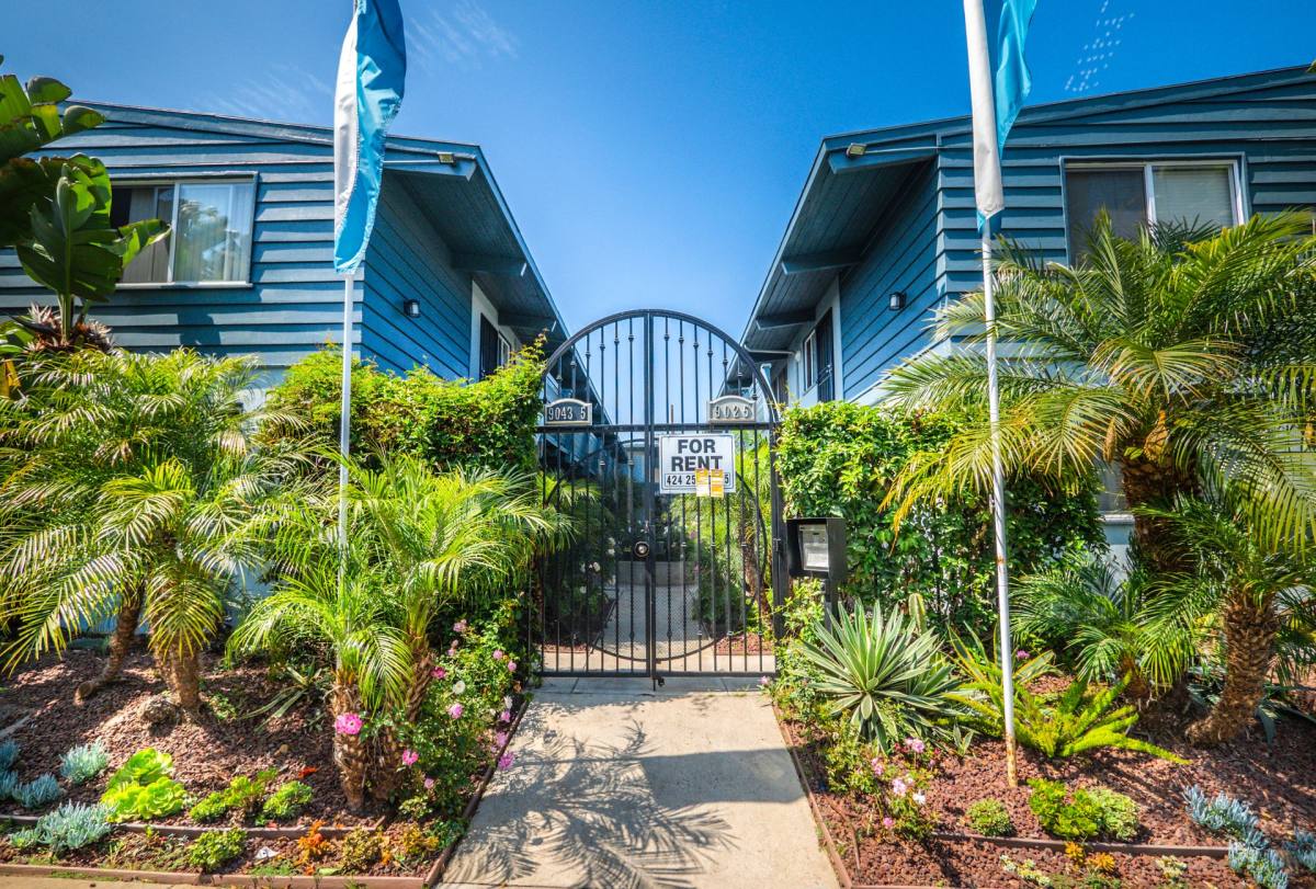 Apartment for rent at 9025 National Blvd, Los Angeles, CA 90034