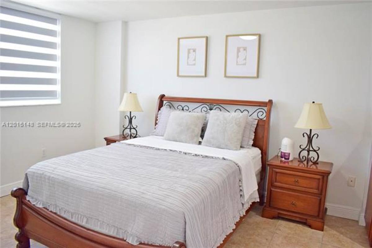 Apartment for rent at 401 Ocean Dr, Miami Beach, FL 33139