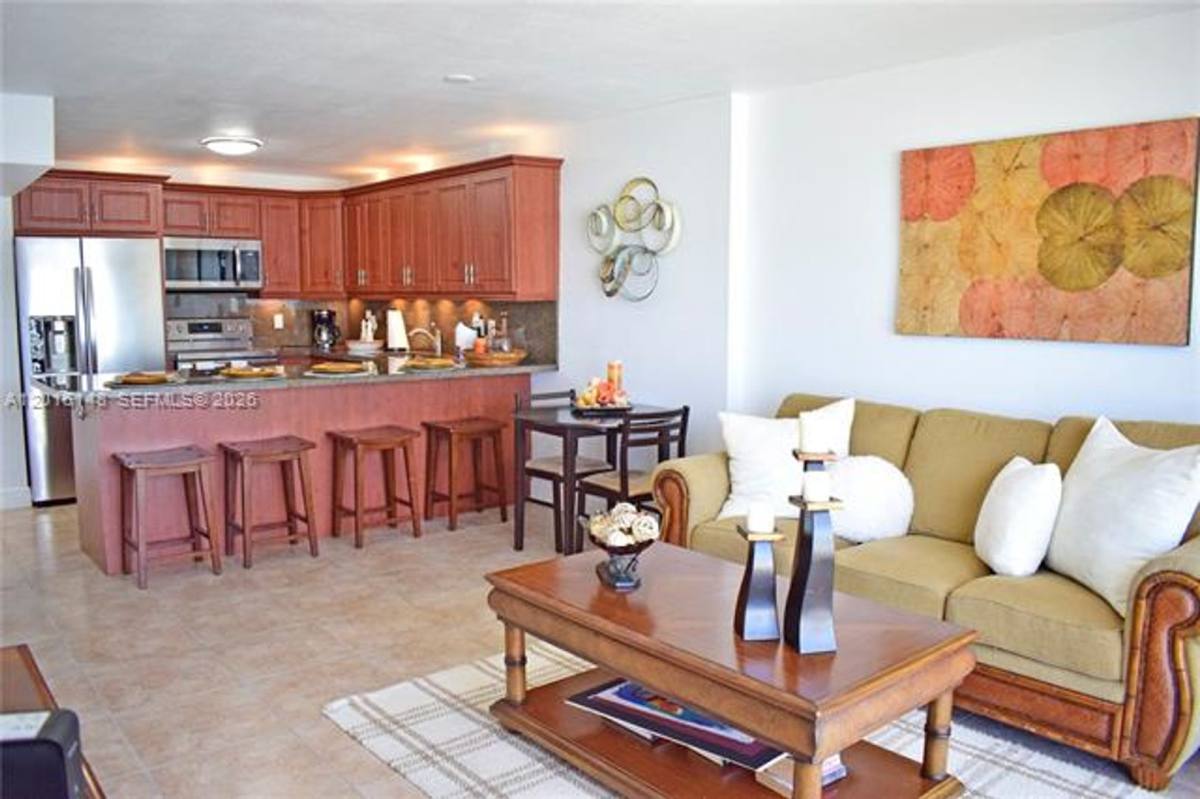 Apartment for rent at 401 Ocean Dr, Miami Beach, FL 33139
