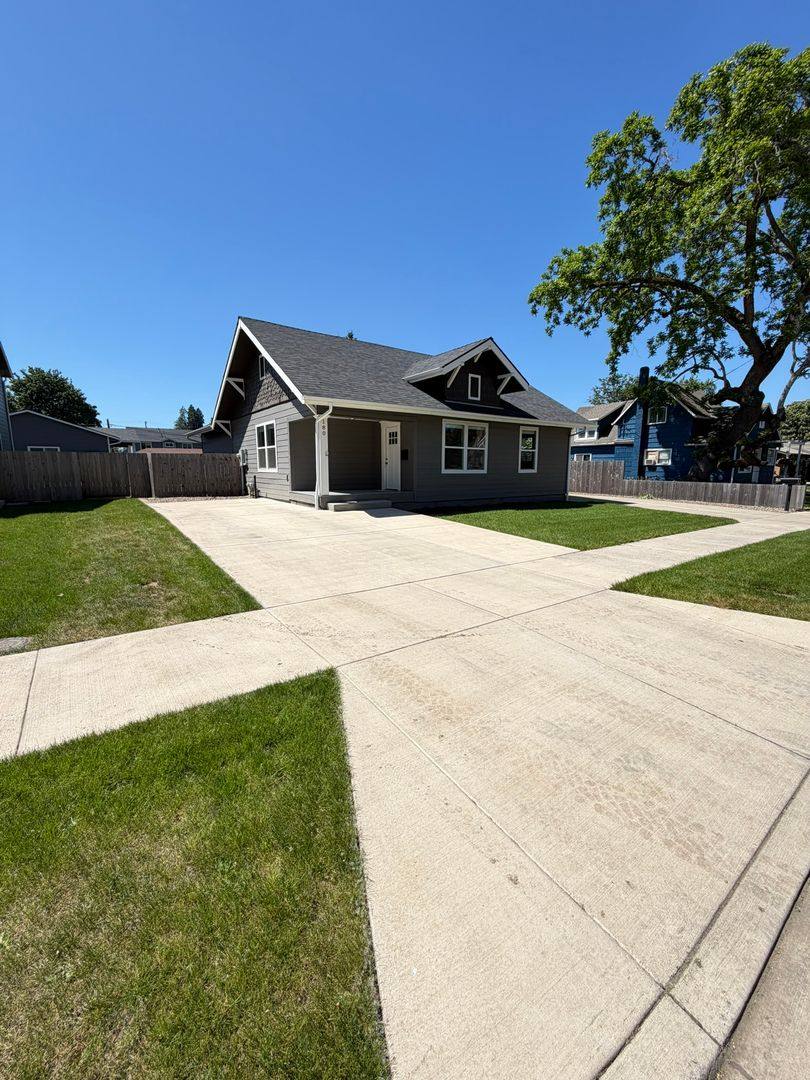 House for rent at 180 Hiatt St, Lebanon, OR 97355