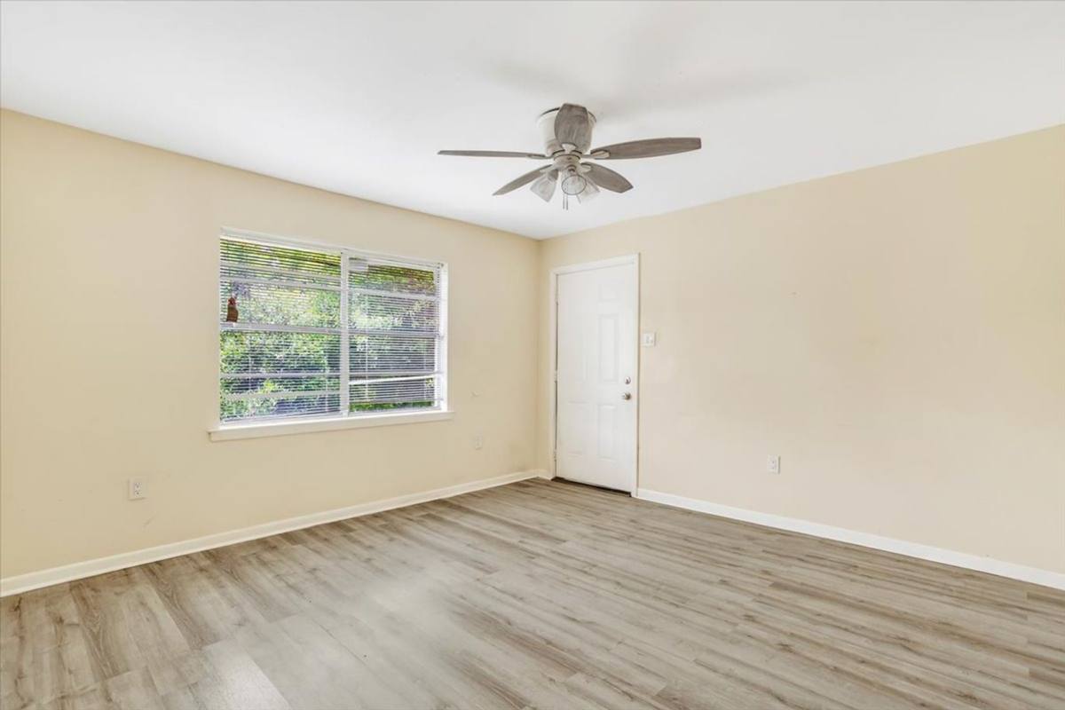 Apartment for rent at 5340 Laroche Ave, Savannah, GA 31404
