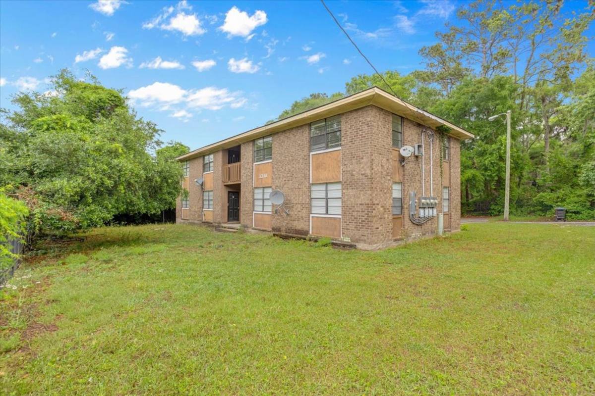 Apartment for rent at 5340 Laroche Ave, Savannah, GA 31404