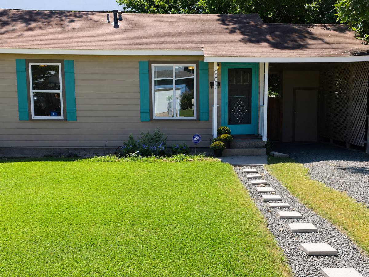 House for rent at 907 E 56th St, Austin, TX 78751