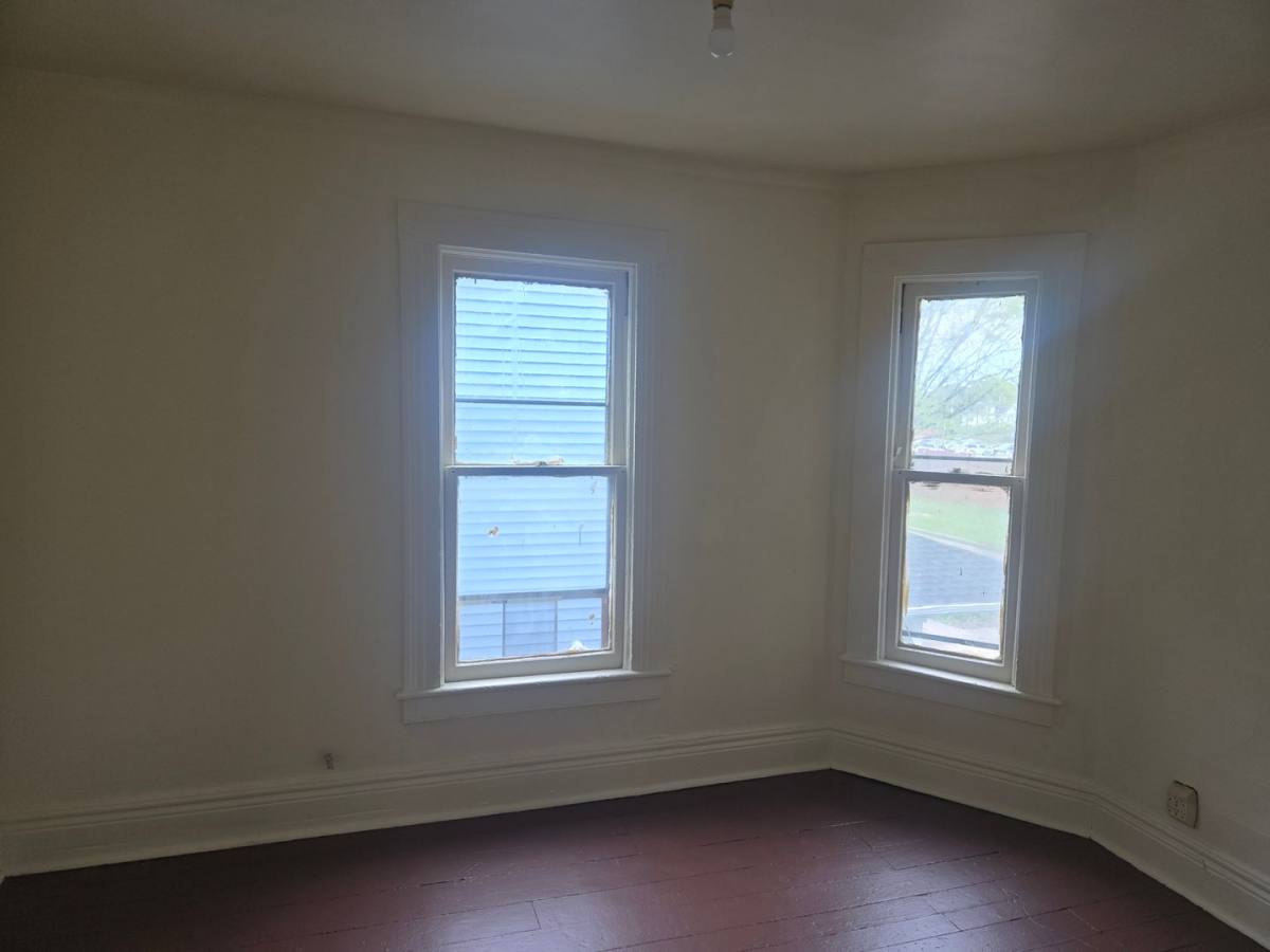 Apartment for rent at 45 Chamberlain St, Rochester, NY 14609