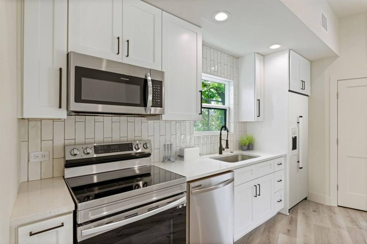 Apartment for rent at 8507 Hathaway Dr, Austin, TX 78757