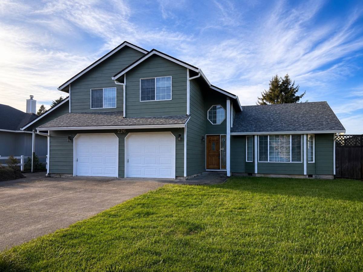 House for rent at 226 Sparks Dr, Kelso, WA 98626
