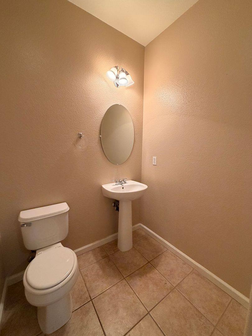 Condo for rent at 103 Monet Lane, Folsom, CA 95630