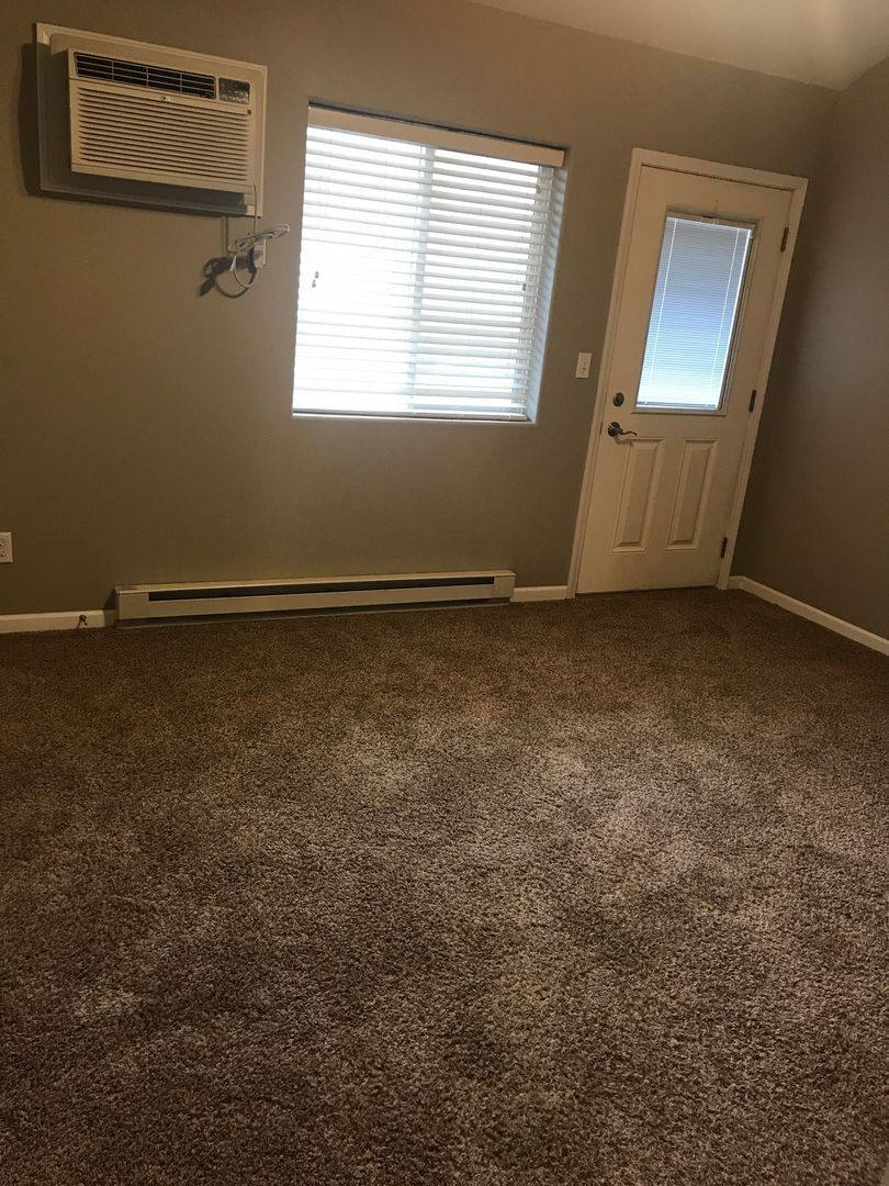 Apartment for rent at 612 Colton St SW, Minot, ND 58701