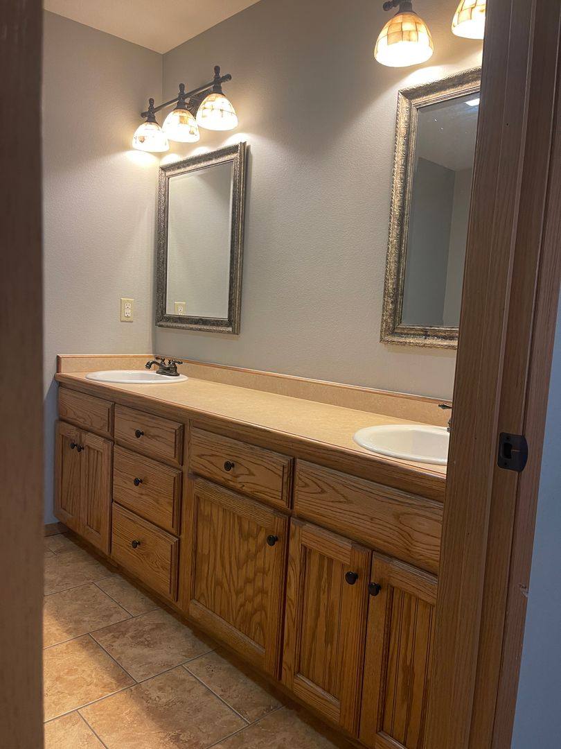 Townhouse for rent at 705-707 E Watermill Circle, Ozark, MO 65721