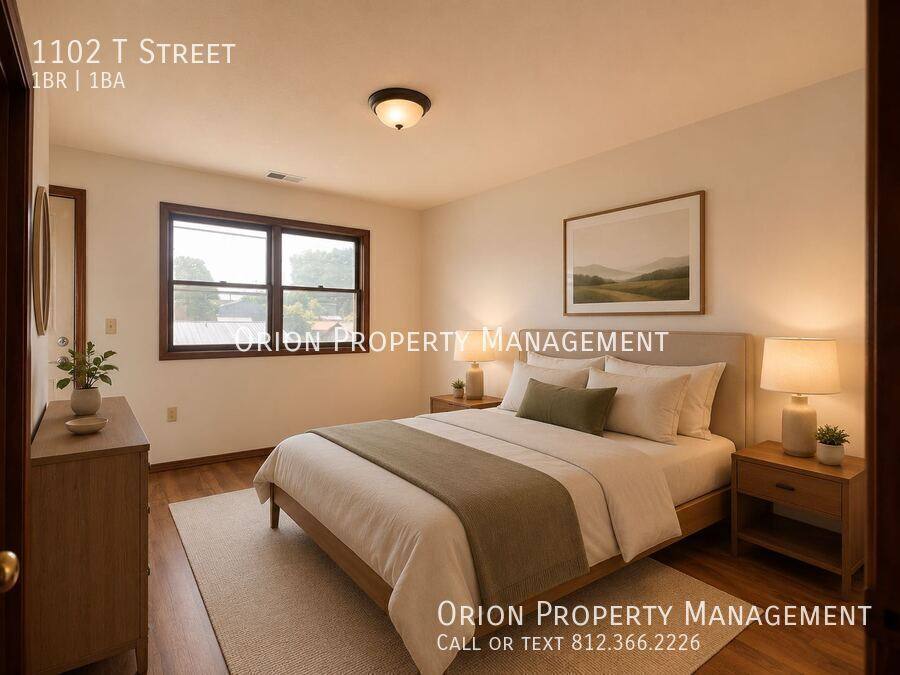Apartment for rent at 1102 T St, Bedford, IN 47421