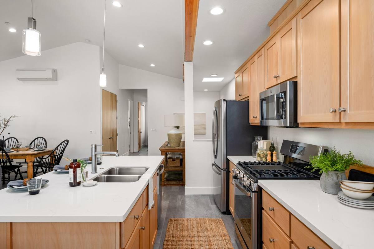 Townhouse for rent at 1891 Notre Dame Blvd, Chico, CA 95928