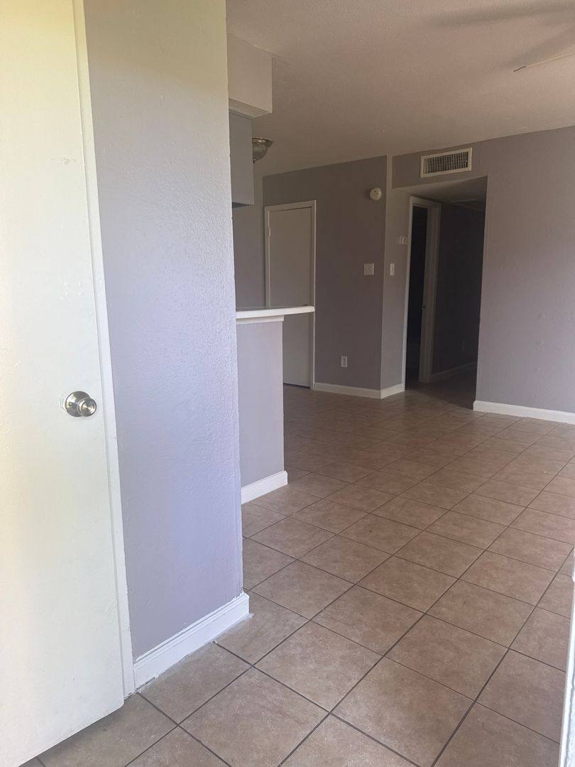 Apartment for rent at 9501 Beechnut St, Houston, TX 77036