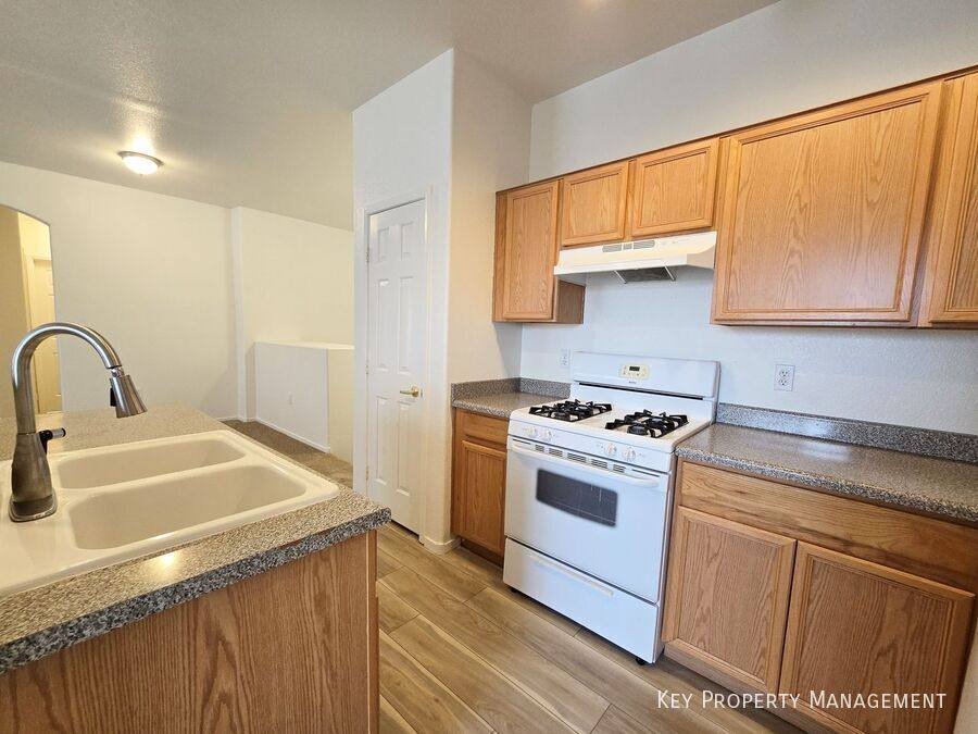 Condo for rent at 6320 Desert Leaf St #1, North Las Vegas, NV 89081