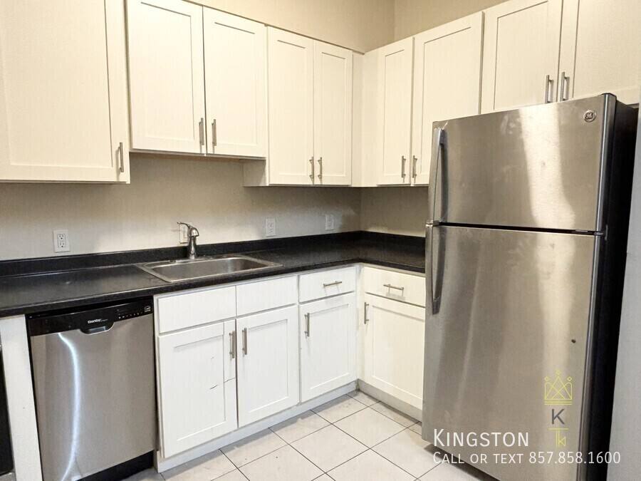 Apartment for rent at 183 Winthrop Rd #3R, Brookline, MA 02445
