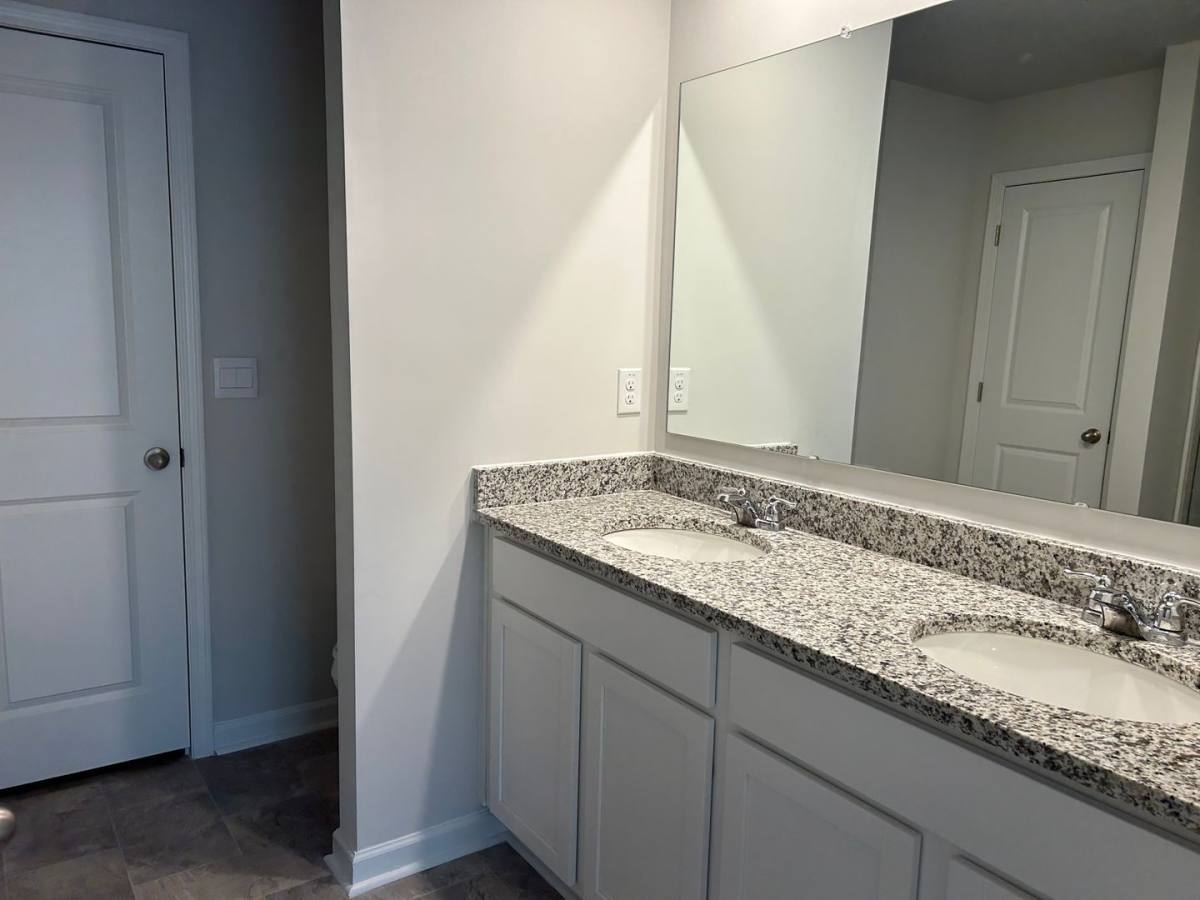 Townhouse for rent at 721 Grovebury, Aiken, SC 29801