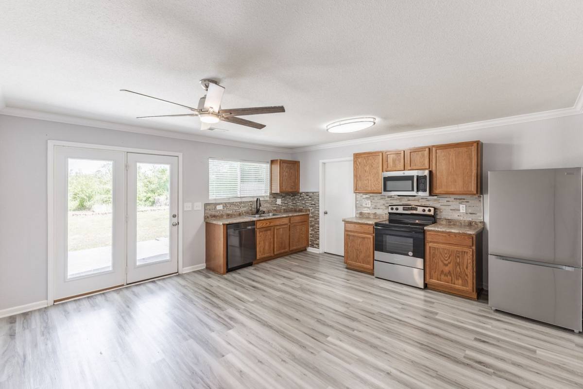 House for rent at 163 Sedgewick Dr, Owens Cross Roads, AL 35763