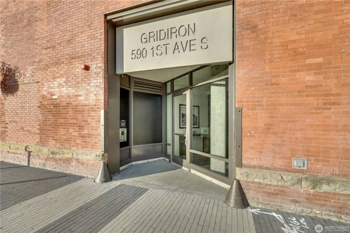 Condo for rent at 590 1st Ave S, Seattle, WA 98104